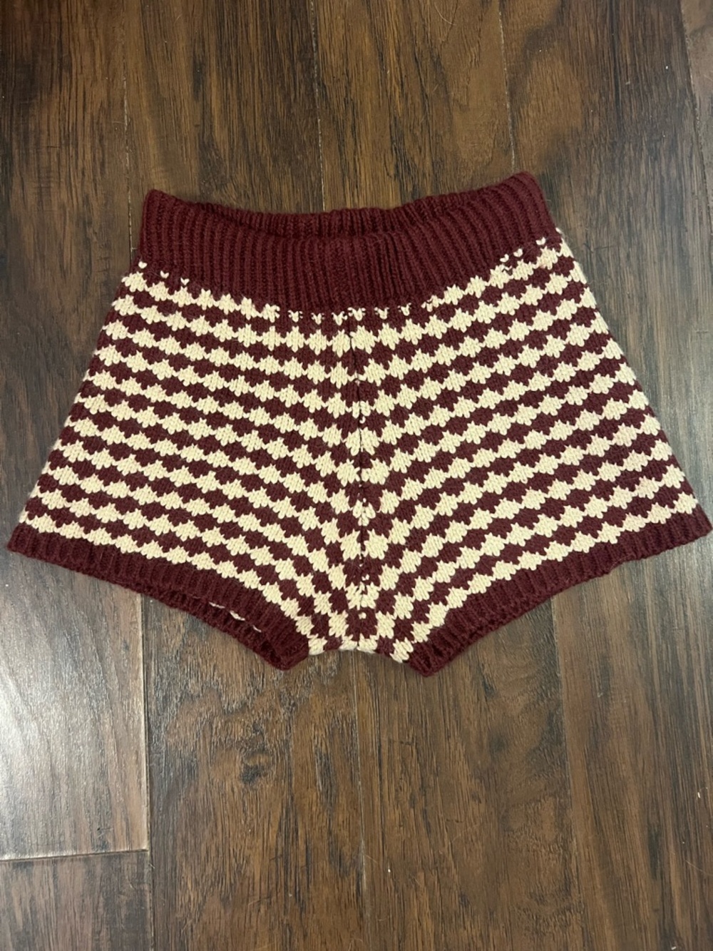 Forever 21 Maroon and Cream High-Waist Knit Shorts